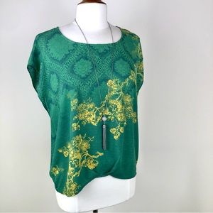 CAbi Size M  #597 Green with Envy Damask Sleeveless Blouse Top
